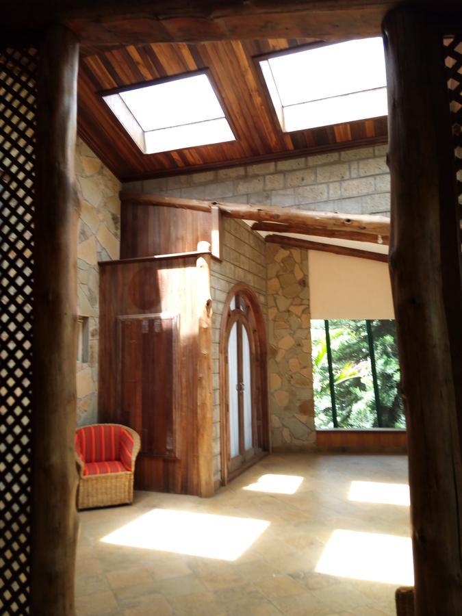Kijiji Homestay Найроби Экстерьер фото
